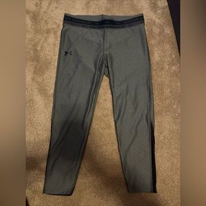 Gray under armor leggings